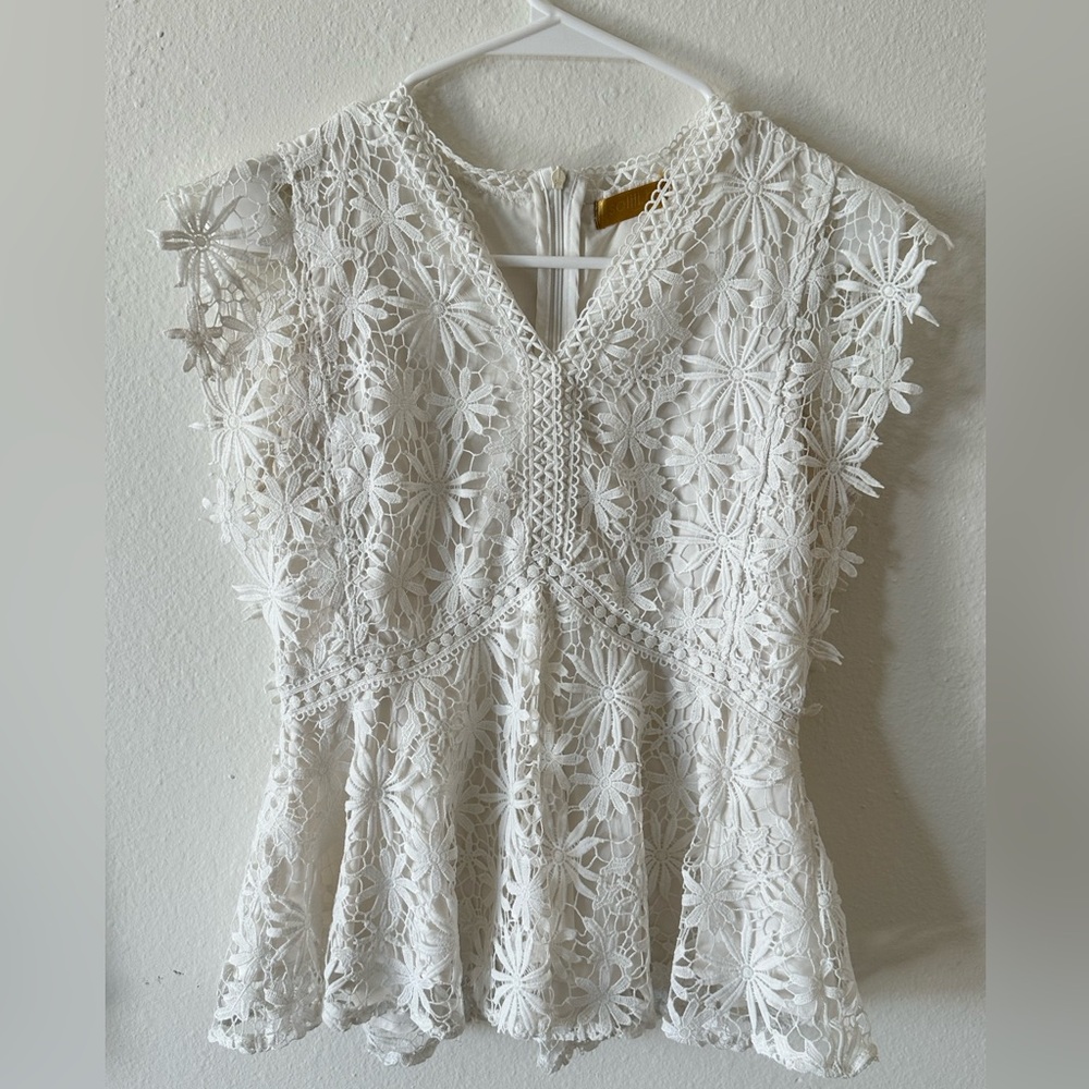 Elegant lace blouse. Color white. Size S. Worn, in excellent condition.